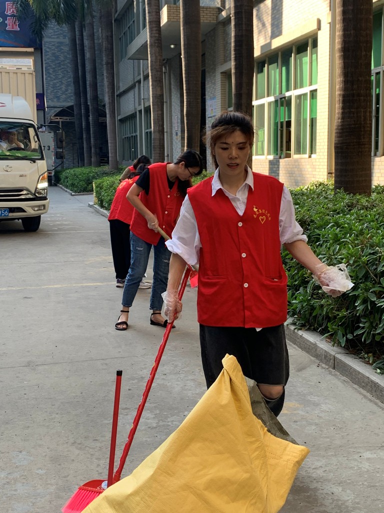 泉州泰亚鞋业开展“我劳动 我快乐”志愿服务活动